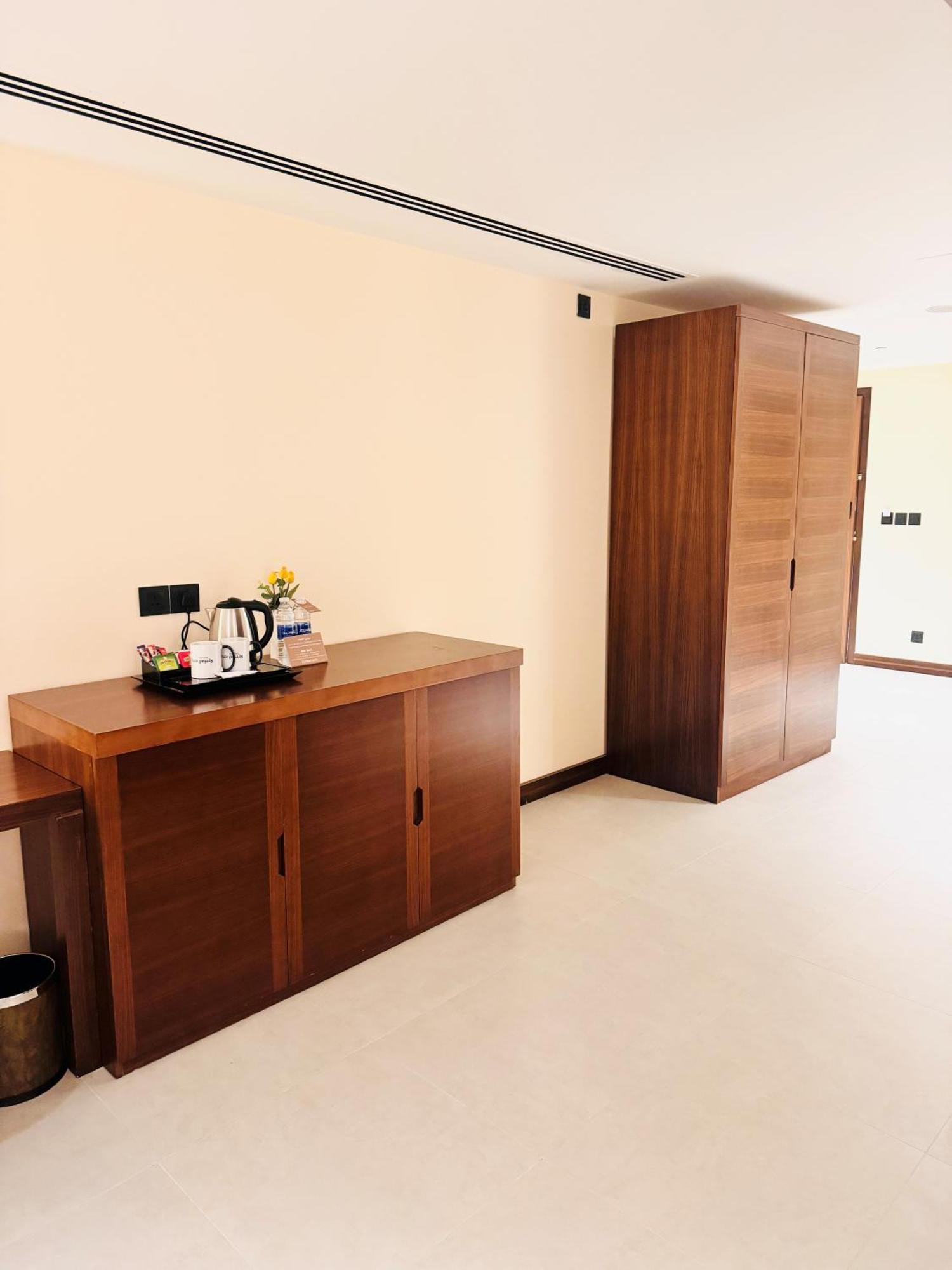 Kyriad Hotel Salalah Exterior foto